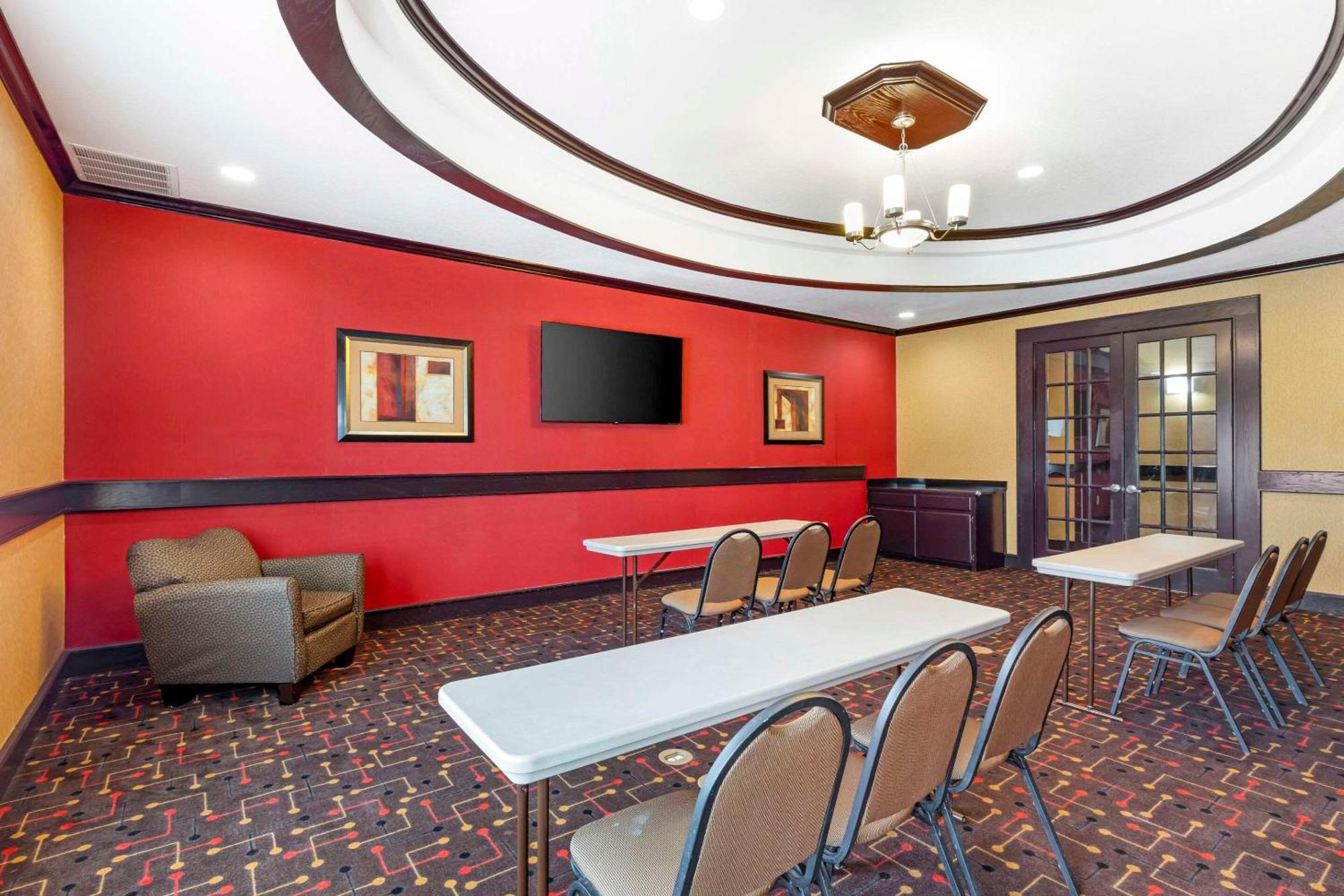 Quality Inn And Suites Groesbeck Esterno foto