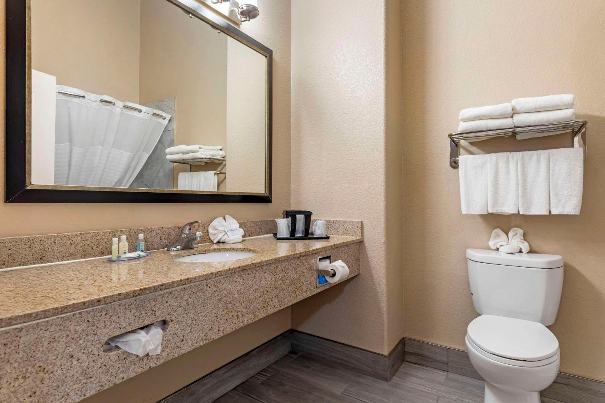 Quality Inn And Suites Groesbeck Esterno foto