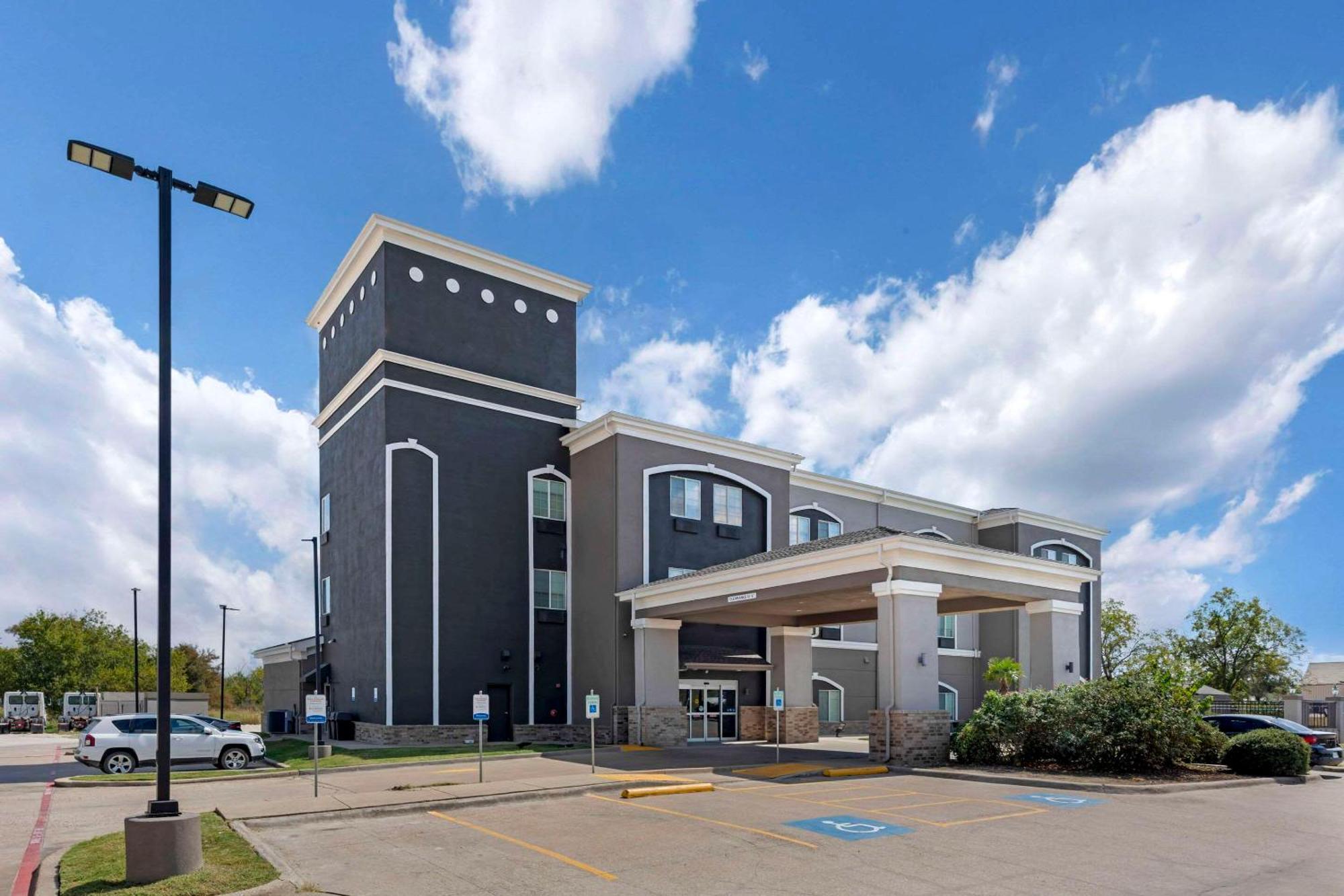 Quality Inn And Suites Groesbeck Esterno foto